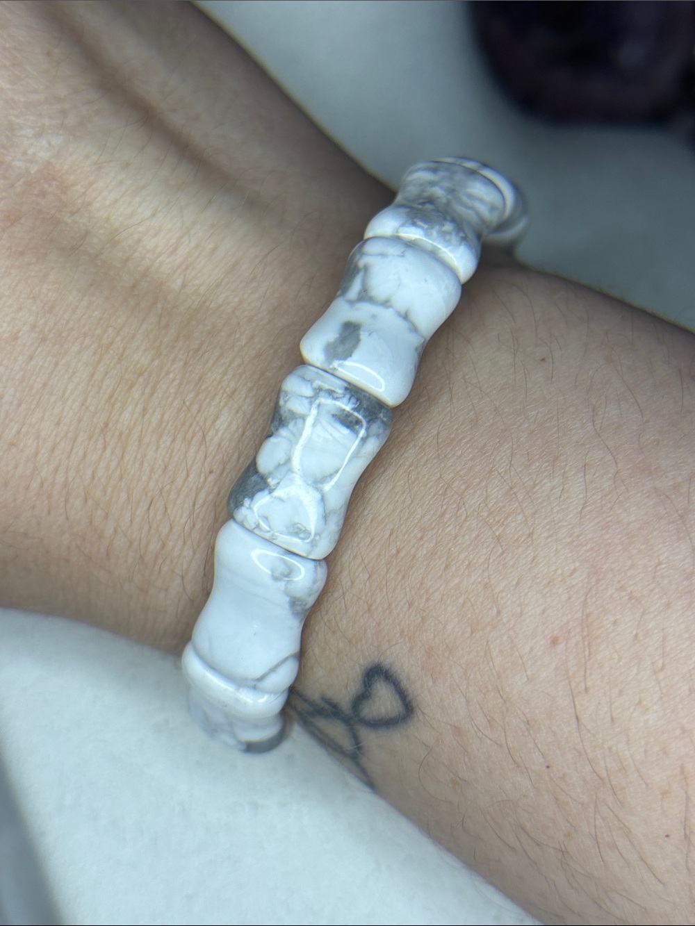 White Howlite Bead Stretch Bracelet - Women Jewelry